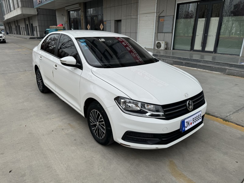 济宁20年大众桑塔纳3