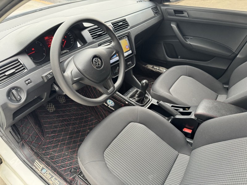 济宁20年大众桑塔纳4