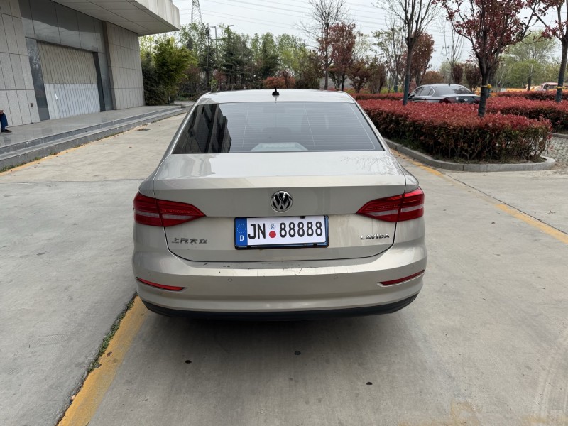 济宁19年大众朗逸9