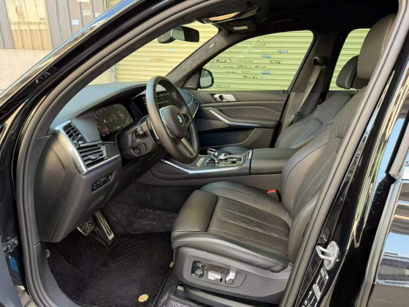 广州23年宝马X76