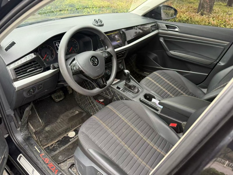 娄底21年大众朗逸4