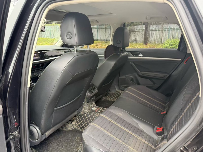 娄底21年大众朗逸5