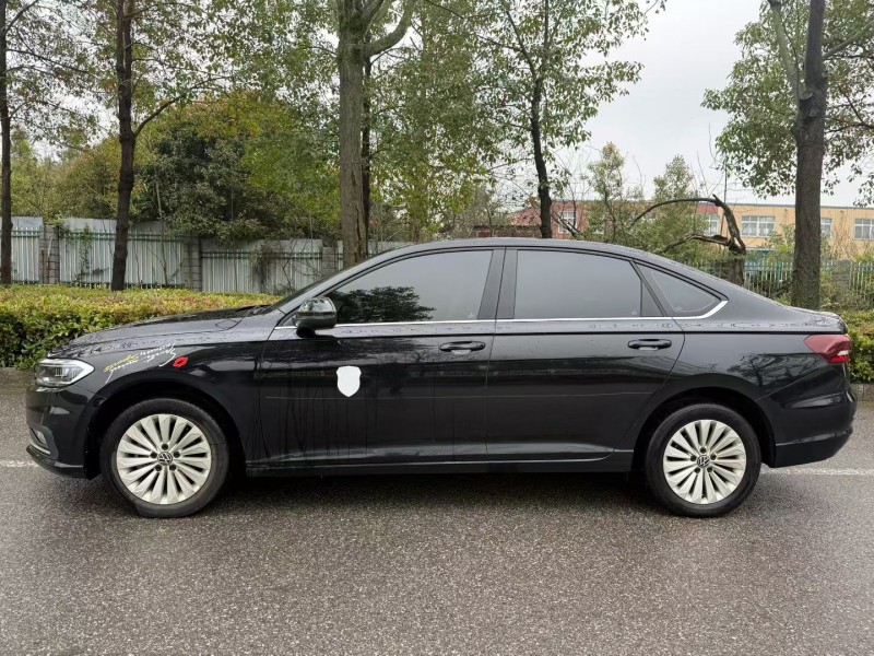 娄底21年大众朗逸7