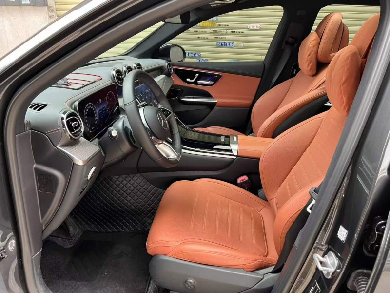 广州23年奔驰GLC2