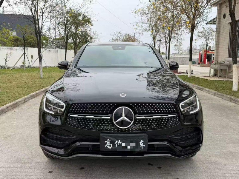 广州23年奔驰GLC1