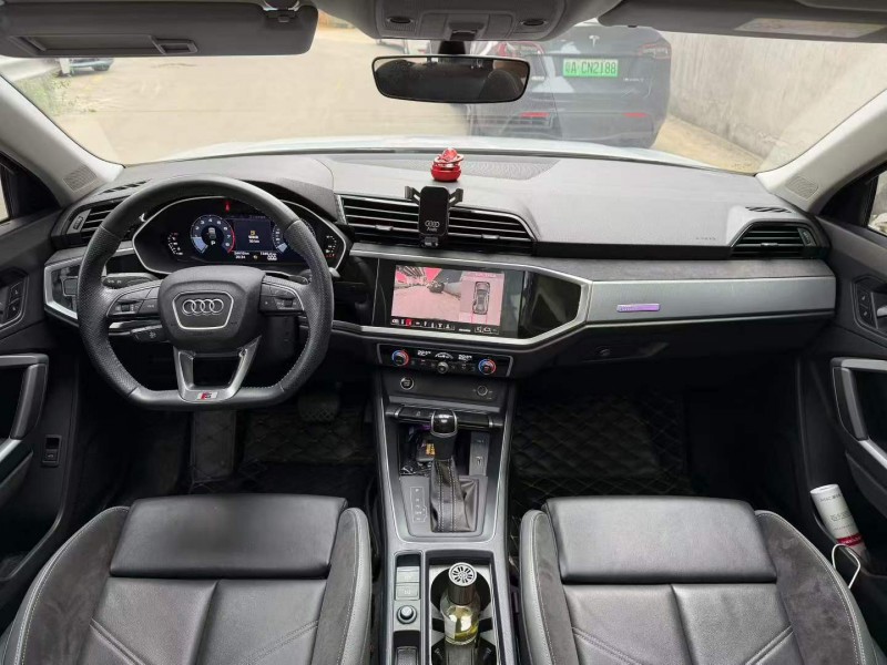 广州21年奥迪Q36