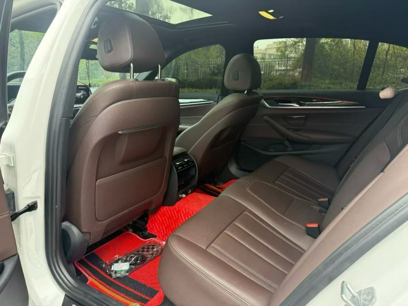 娄底19年宝马5系5