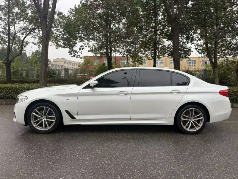 娄底19年宝马5系7