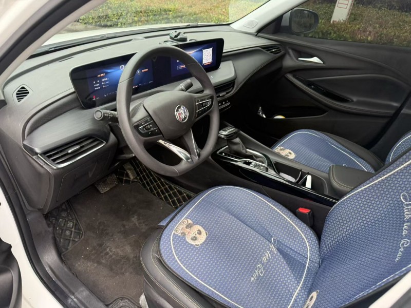 娄底24年别克威朗4