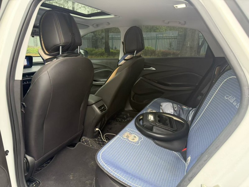 娄底24年别克威朗5