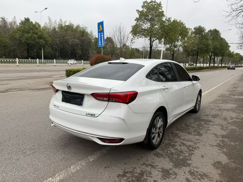 娄底24年别克威朗8