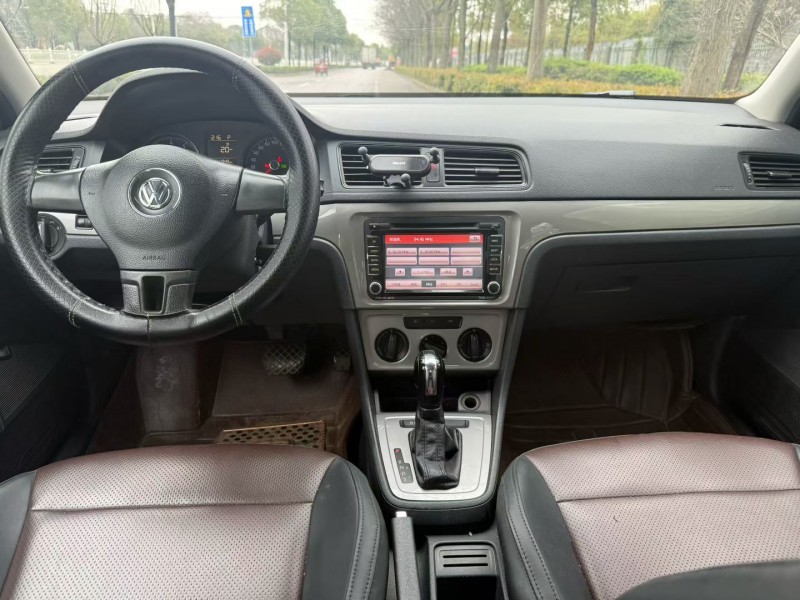 娄底14年大众朗逸6