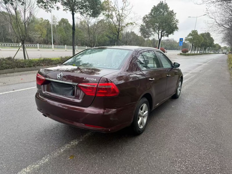 娄底14年大众朗逸8