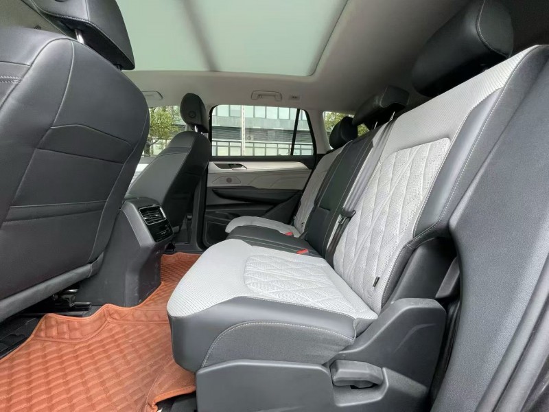 东莞24年大众揽巡5