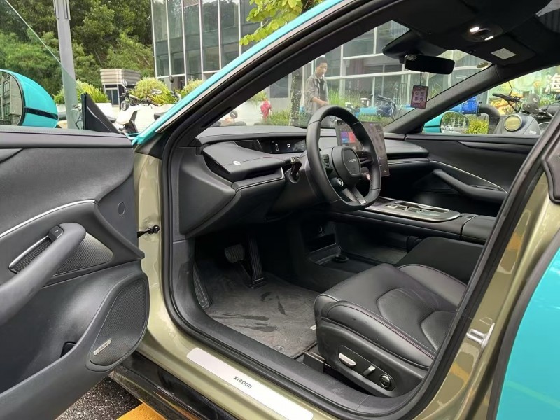 深圳24年小米SU73