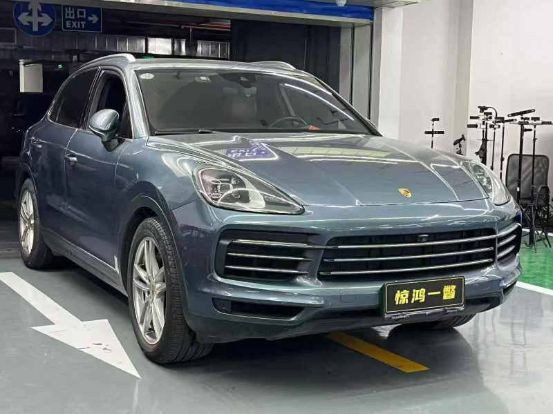 广州18年保时捷卡宴2