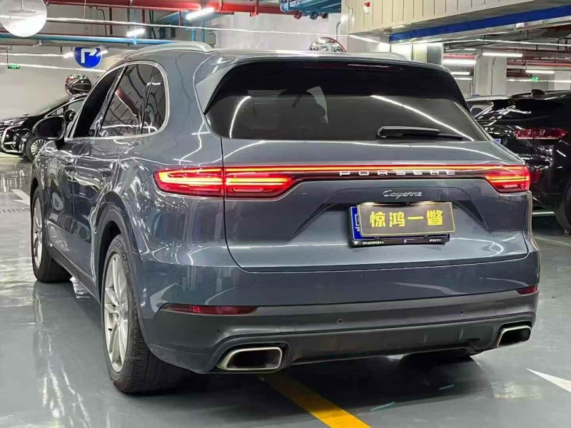 广州18年保时捷卡宴8