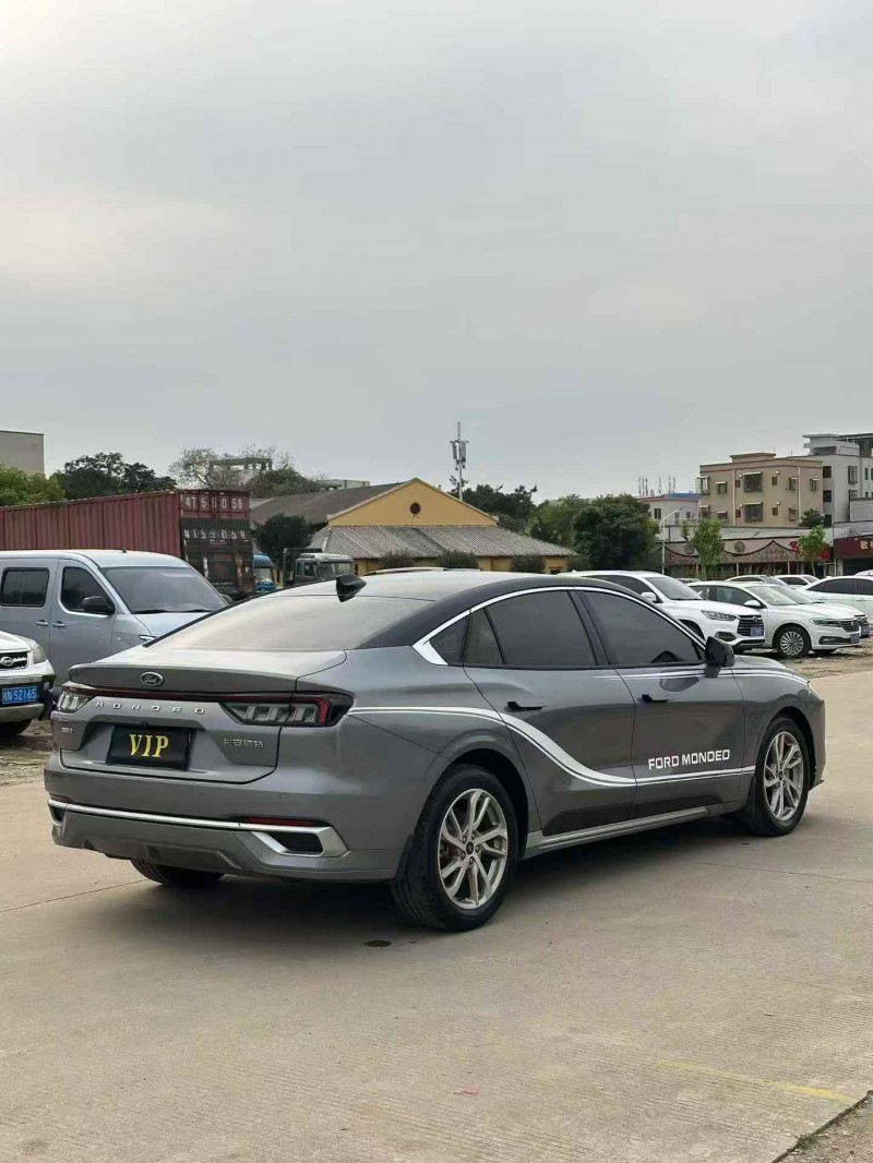 广州22年福特蒙迪欧4