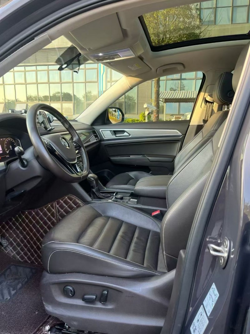 东莞20年大众途昂6