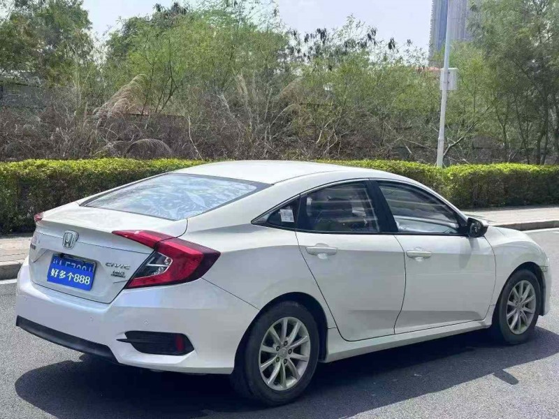 东莞17年本田思域8