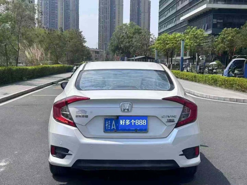 东莞17年本田思域9