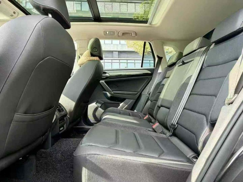 东莞19年大众探岳6