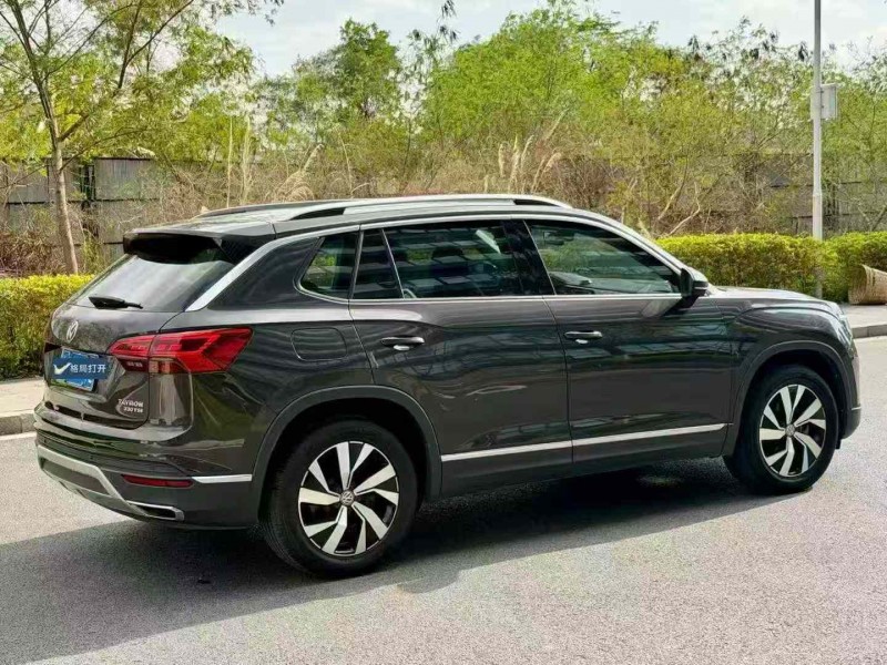 东莞19年大众探岳7