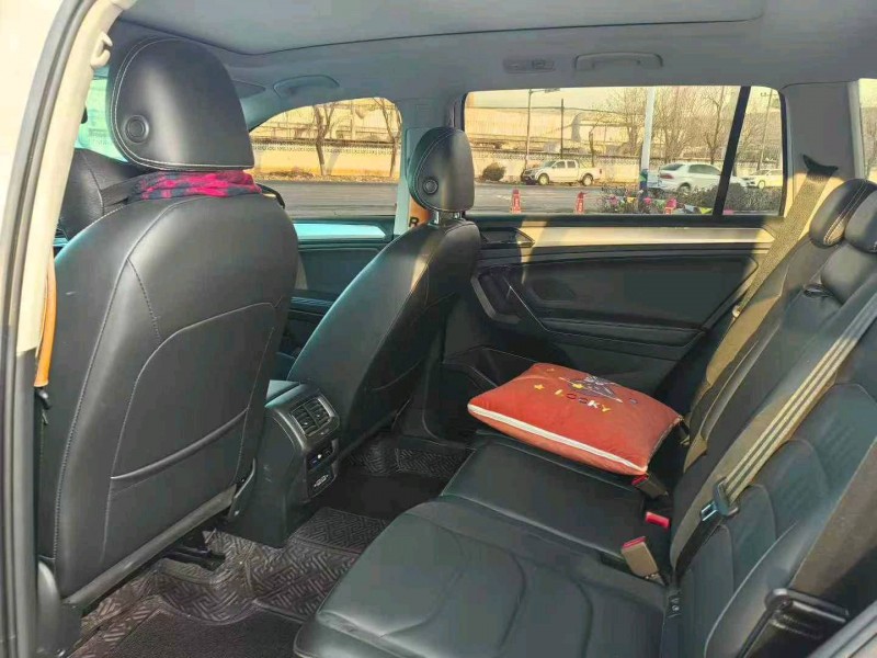 保定21年大众途观8