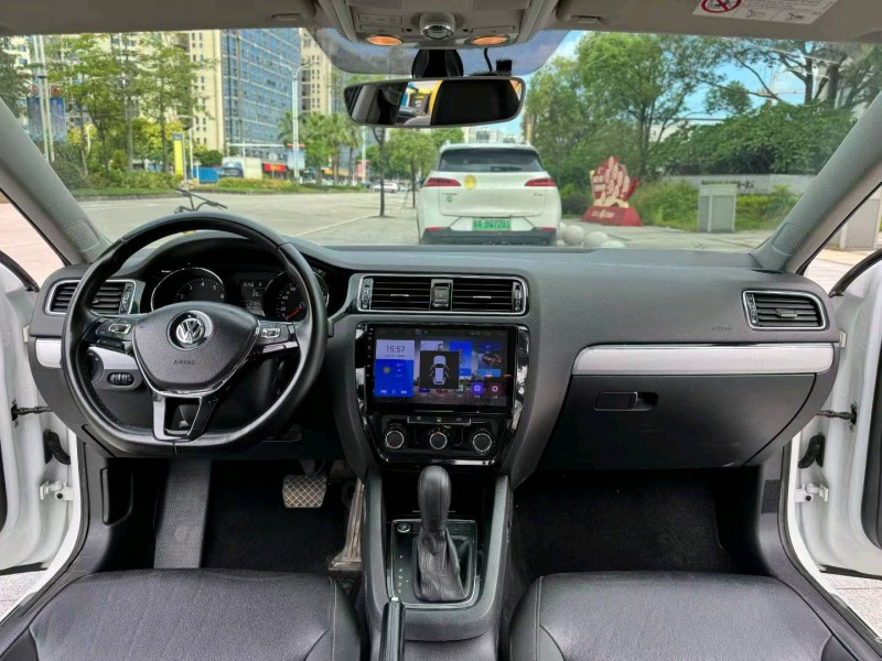 阳江19年大众速腾4