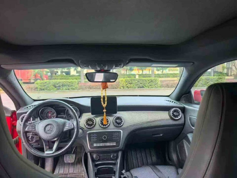 泉州19年奔驰CLA5