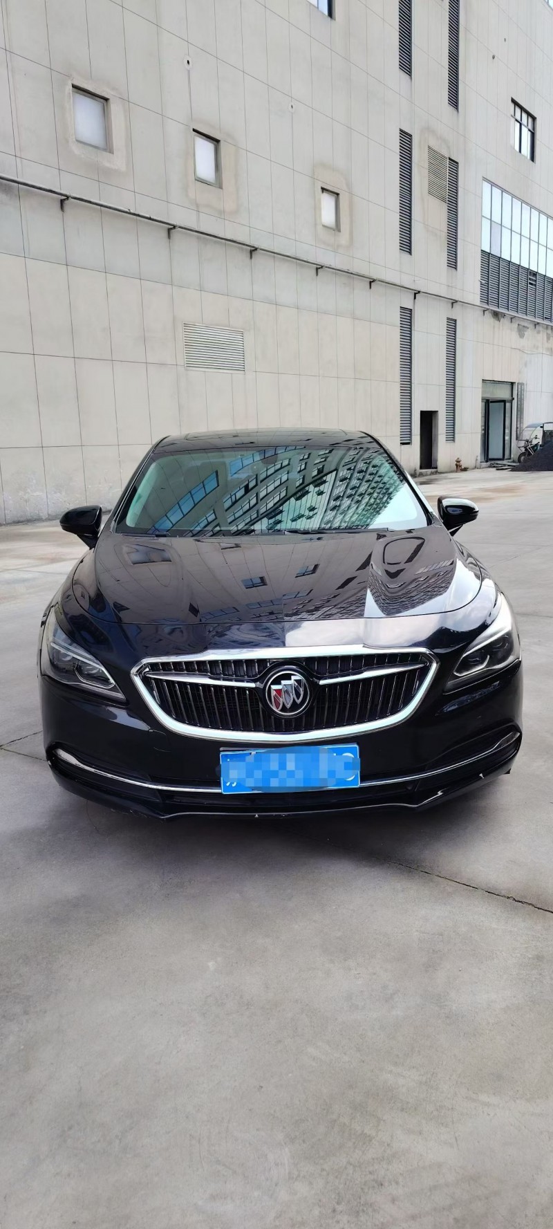 宜春18年别克君越1