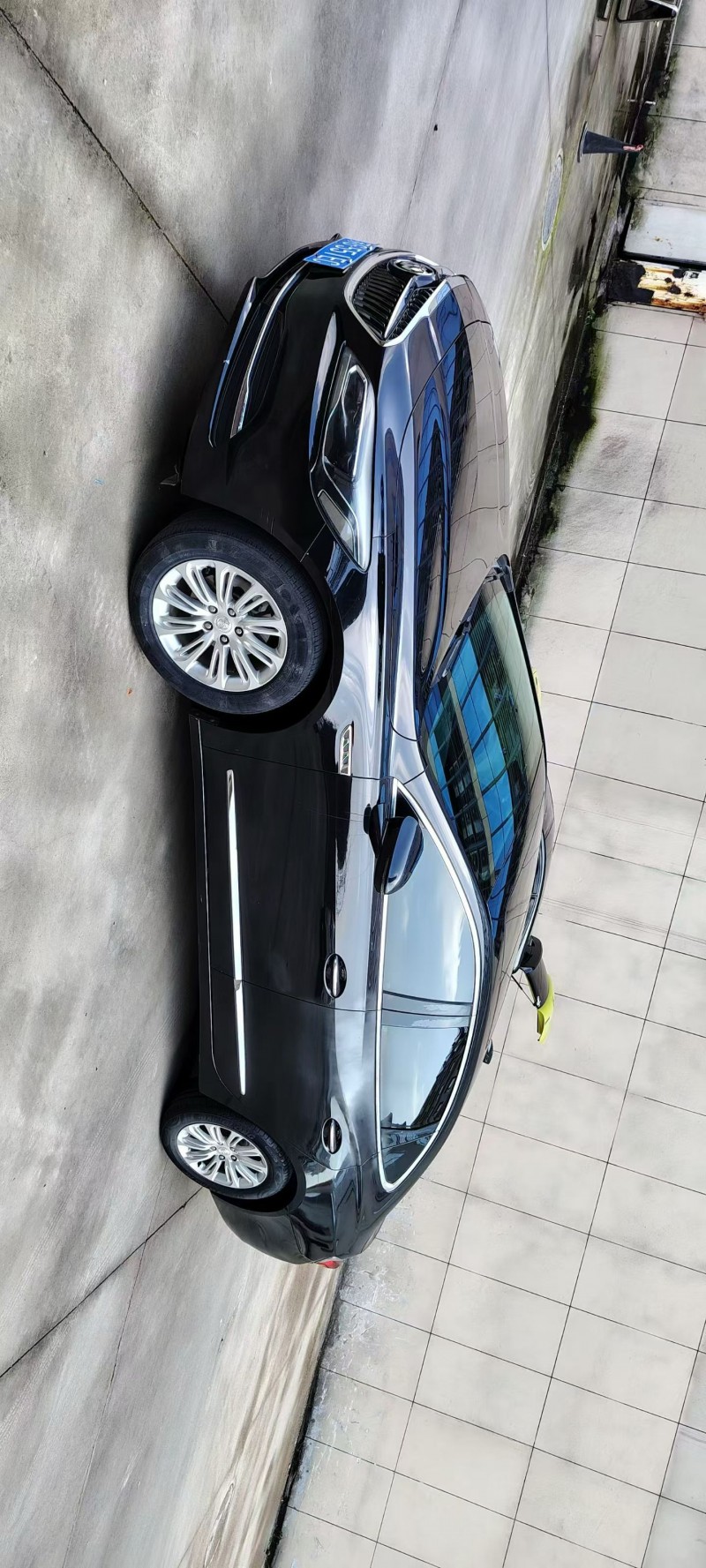 宜春18年别克君越3