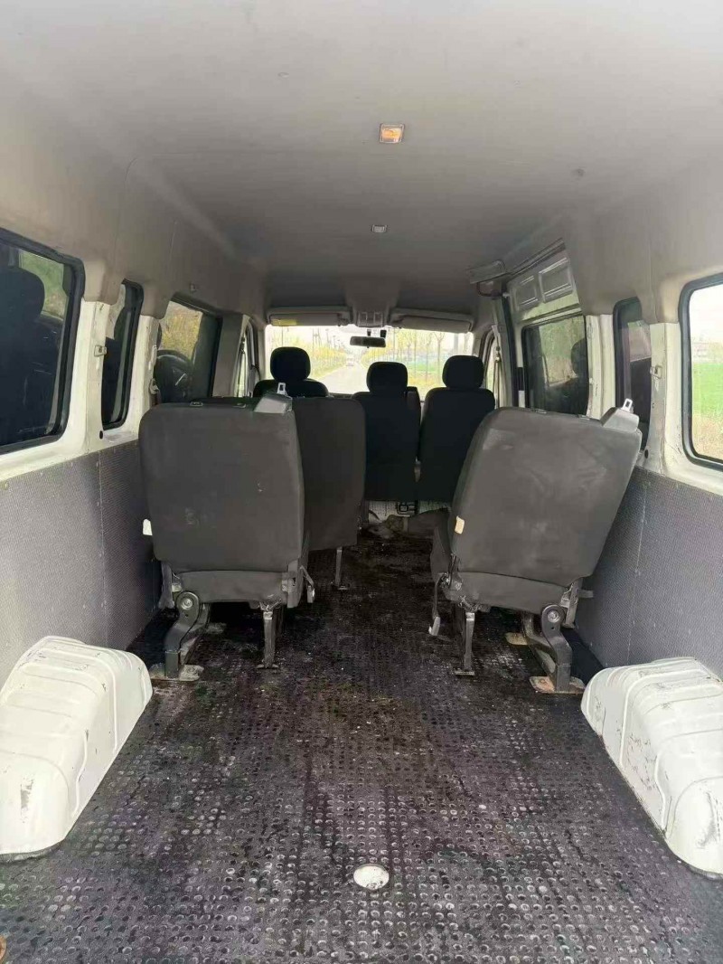 安阳22年大通V805