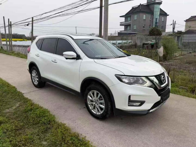 湖州20年日产奇骏2