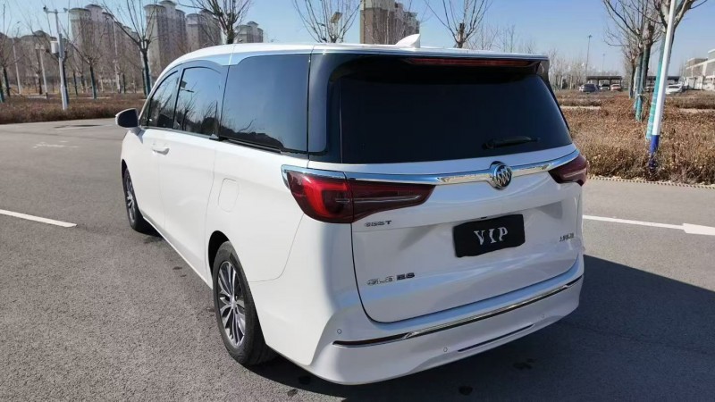 天津22年别克GL88