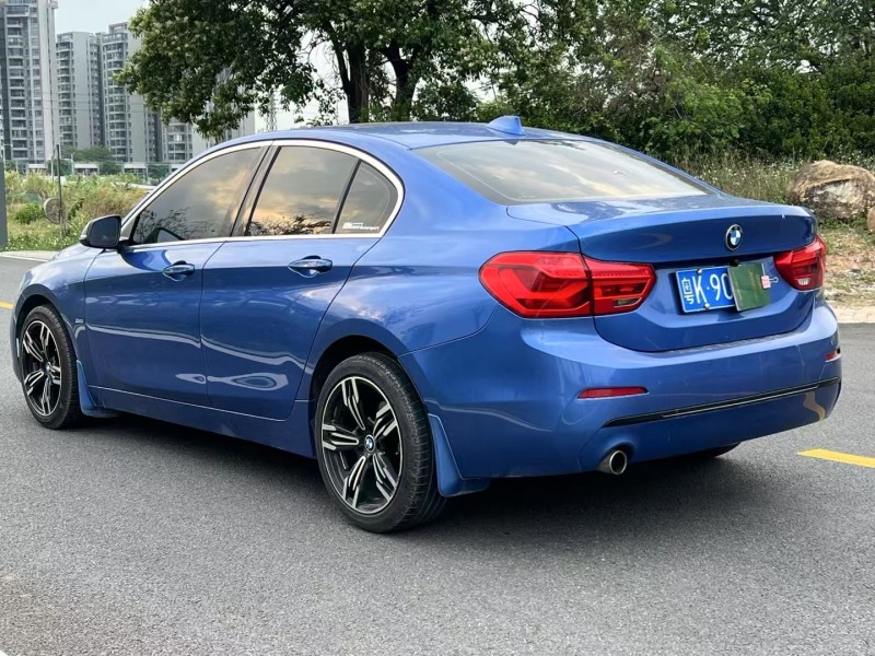 江门17年宝马1系7