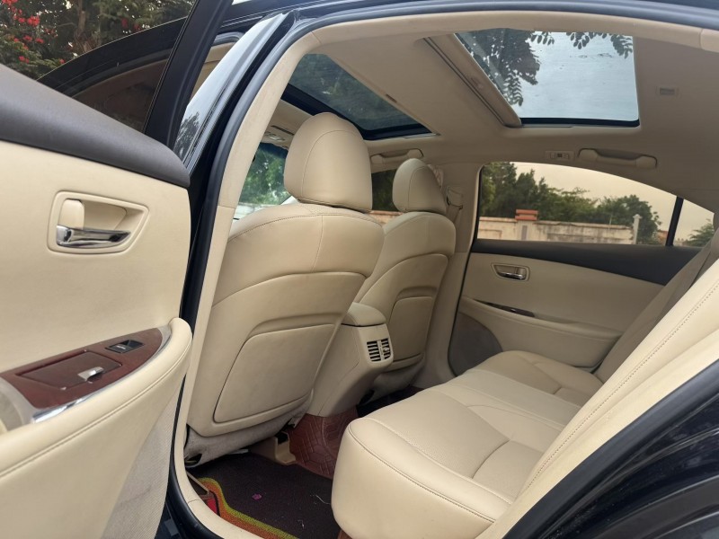 湛江12年雷克萨斯ES6