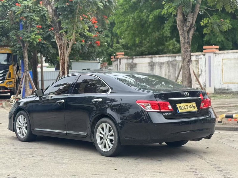 湛江12年雷克萨斯ES7