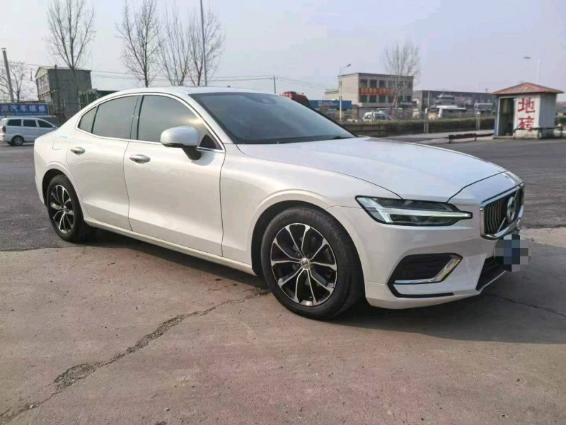 保定21年沃尔沃S60L2