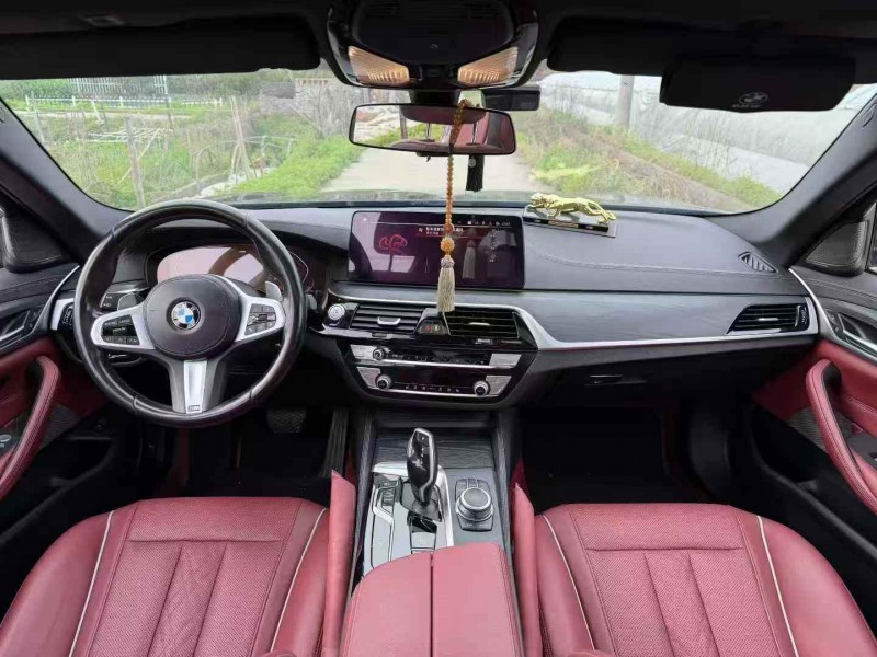 嘉兴22年宝马5系4