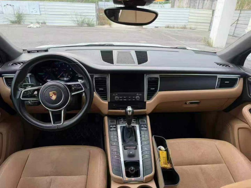 南宁17年保时捷Macan5