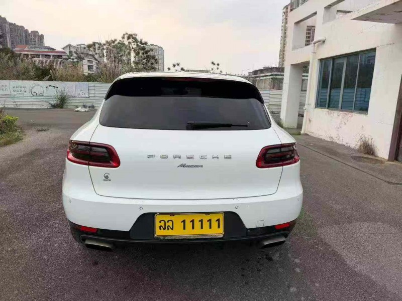 南宁17年保时捷Macan9