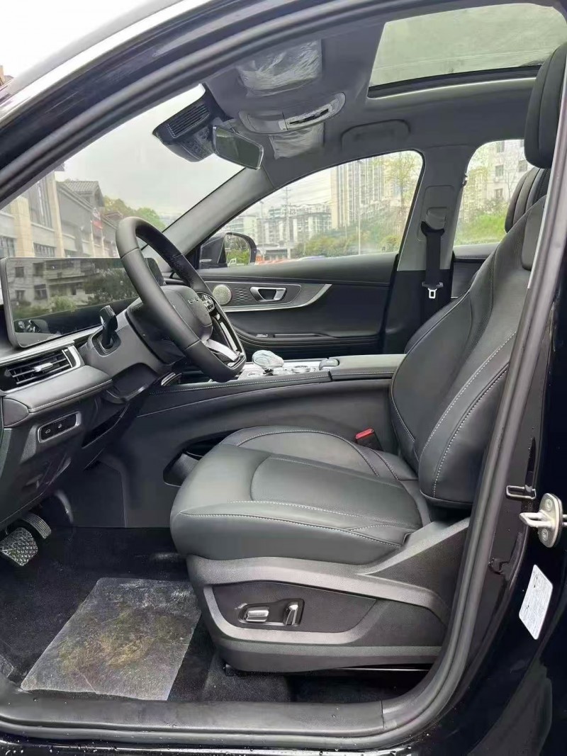 重庆25年奇瑞瑞虎6