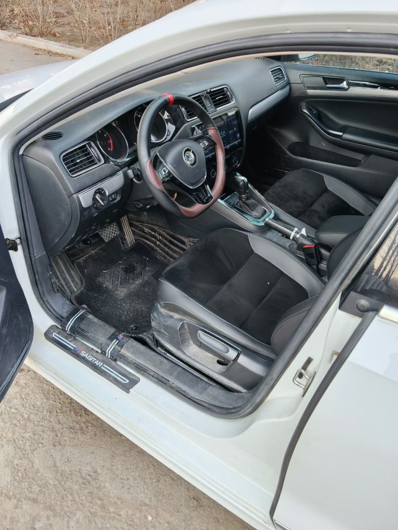 青岛19年大众速腾4