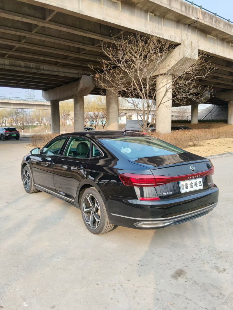 青岛22年大众帕萨特7