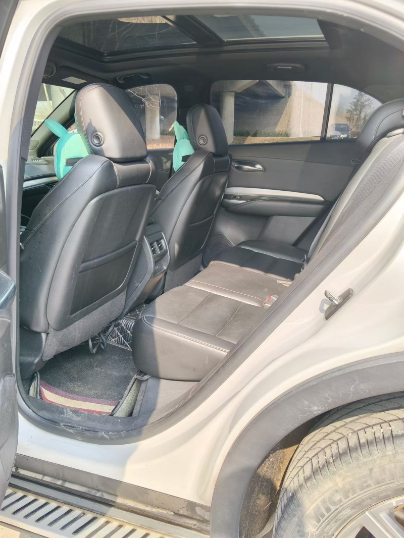 青岛20年凯迪拉克XT46