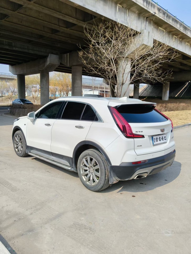 青岛20年凯迪拉克XT47