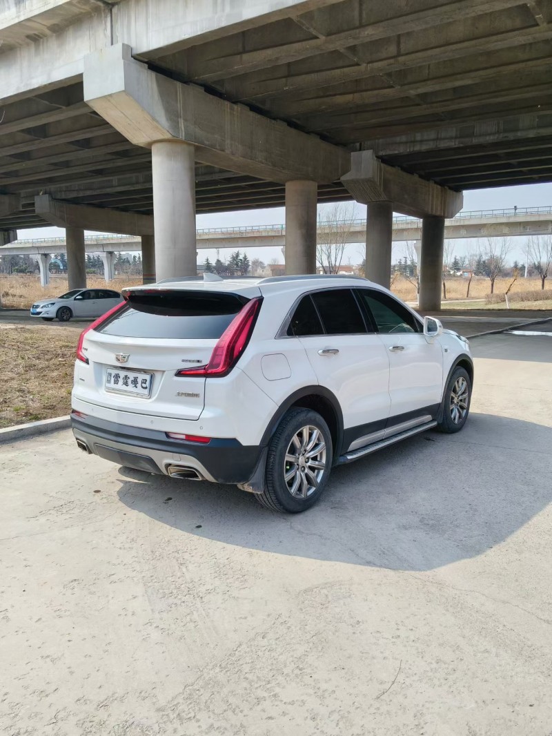 青岛20年凯迪拉克XT48