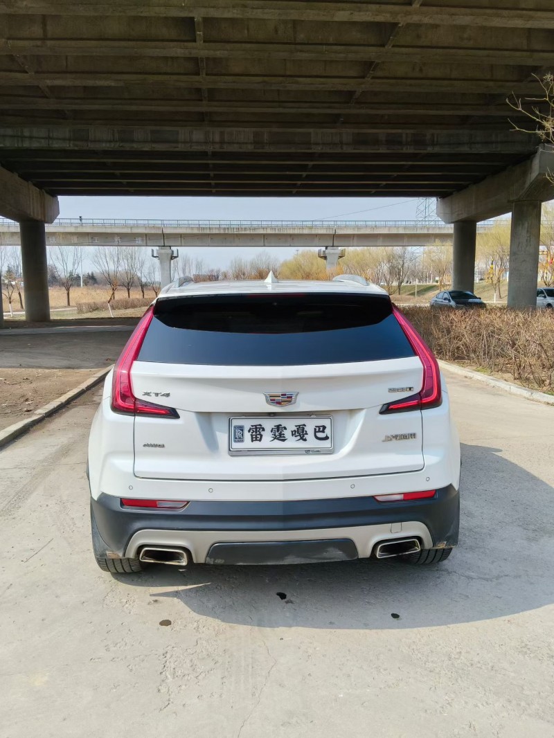 青岛20年凯迪拉克XT49