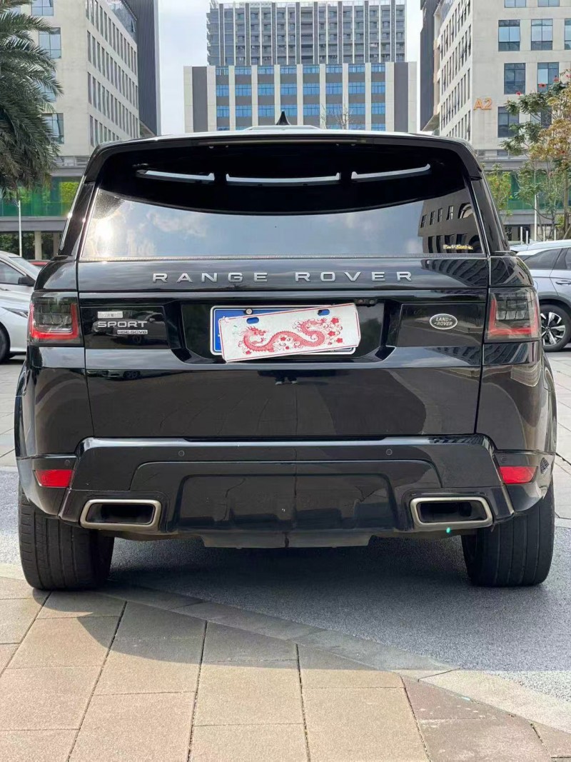 佛山19年路虎揽胜运动9